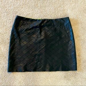 Alice + Olivia black 100% cow leather mini skirt